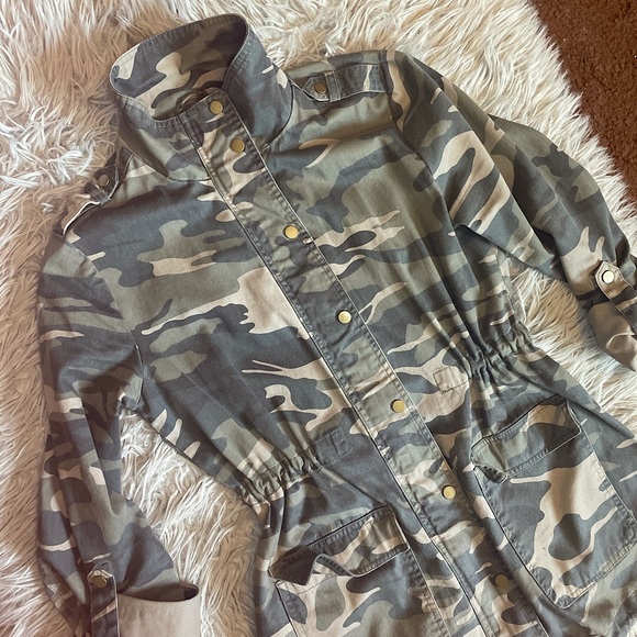 SIGNATURE STUDIO | camouflage utility jacket - Picture 2 of 8